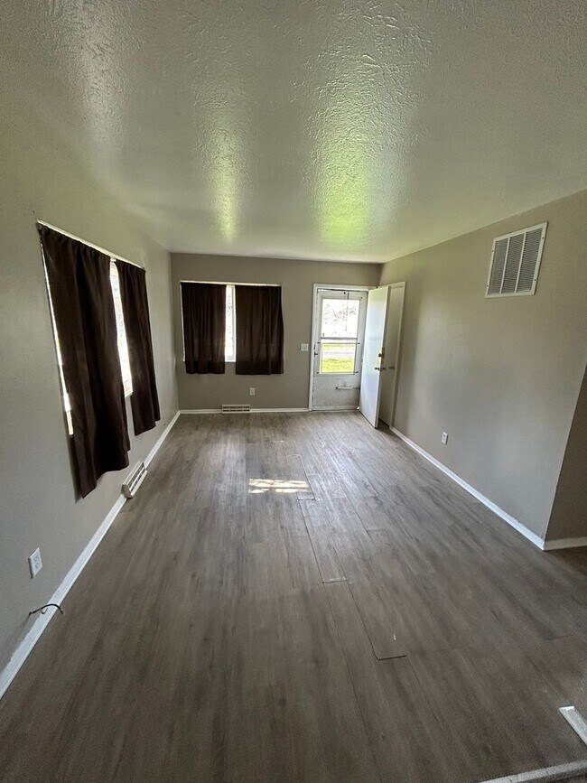 Photo - Yambor154 Unit A