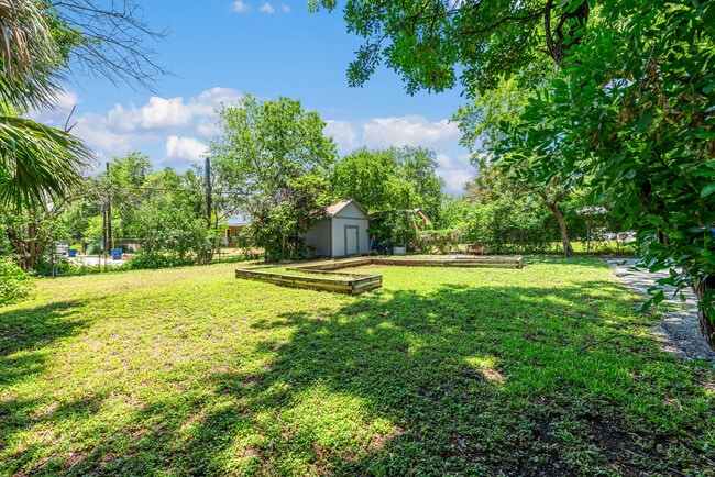 Photo - Huisache Unit 4