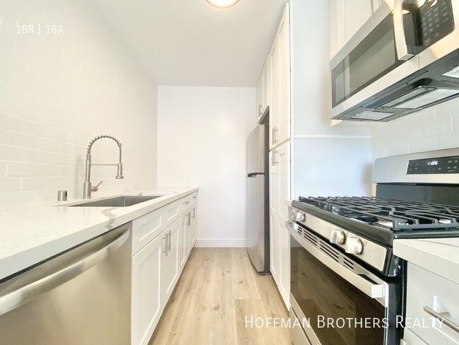 Building Photo - 1710 Arapahoe St