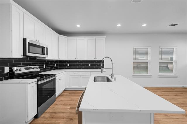 Photo - 918 W Ford St