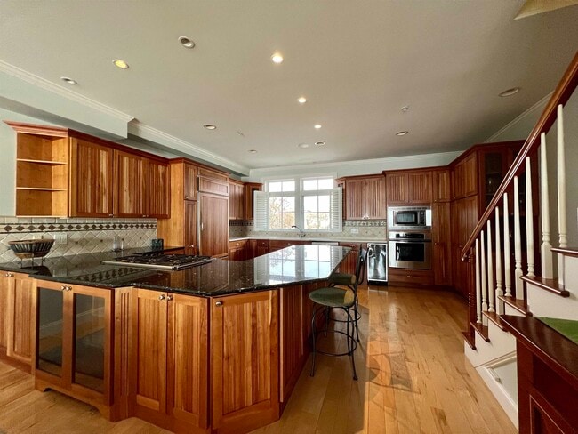 Photo - 4 Island Ave