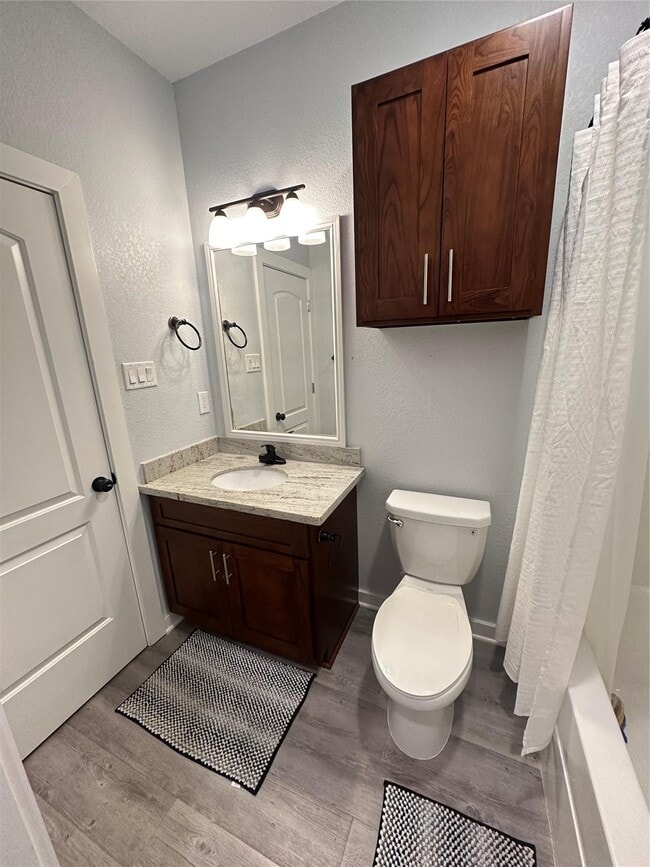 Photo - 2126 Crescent Pointe Pkwy