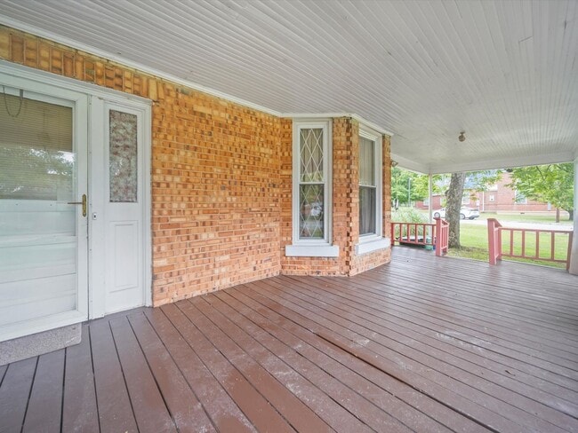 Photo - 4 Bedroom/2 Bath Home for Rent