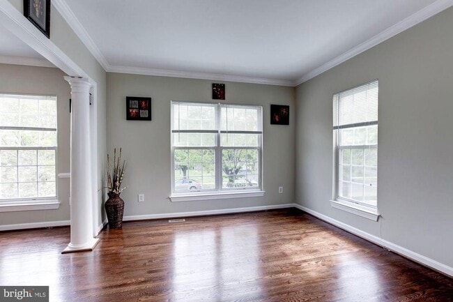 Photo - 13724 Valley Oak Cir