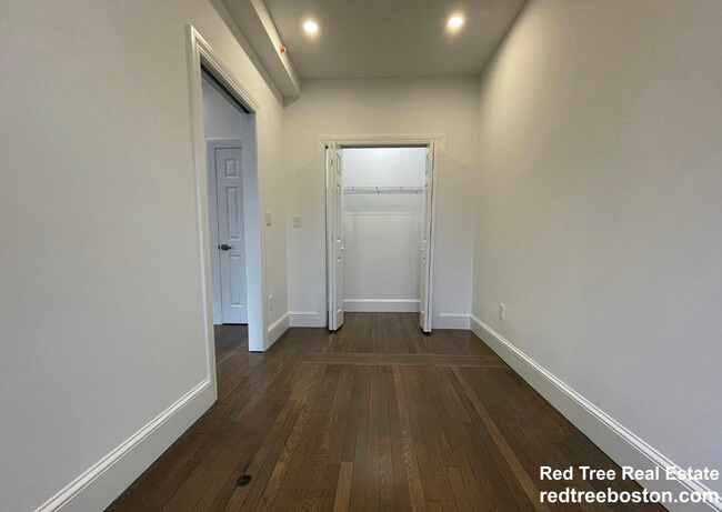 Photo - 11 Queensberry St Unit 19