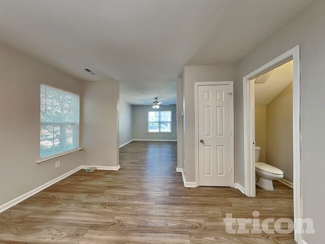 Photo - 120 Honeywood Ave