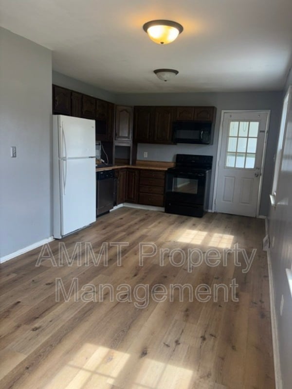 Photo - 120 Florida Ave SW