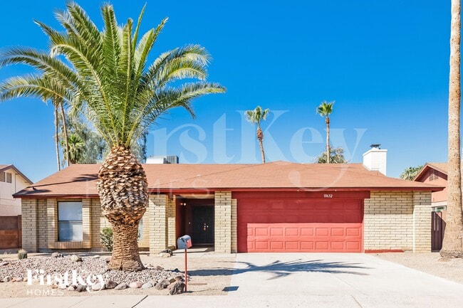 Building Photo - 10632 N 39th Ave