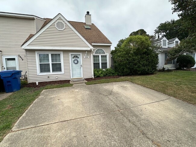 Photo - End Unit Townhouse for Rent