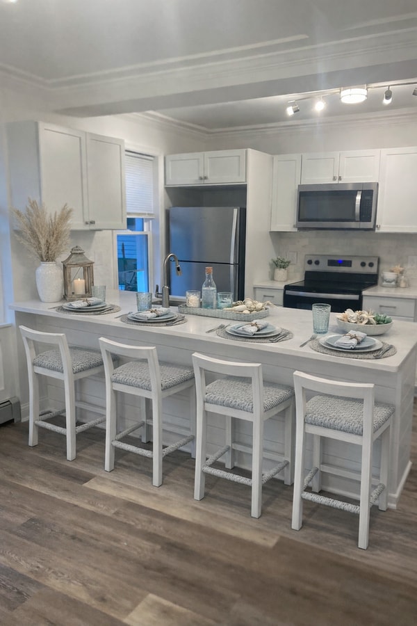 3 Bed / 1.5 Bath Home in Wayne (Radnor Townswhip) - Great Location - 3 Bed / 1.5 Bath Home in Wayne (Radnor Townswhip) - Great Location