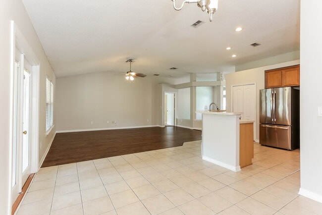 Photo - 2392 Watermill Dr