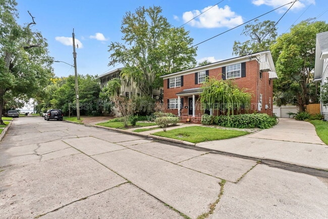Photo - 1838 Cherry St