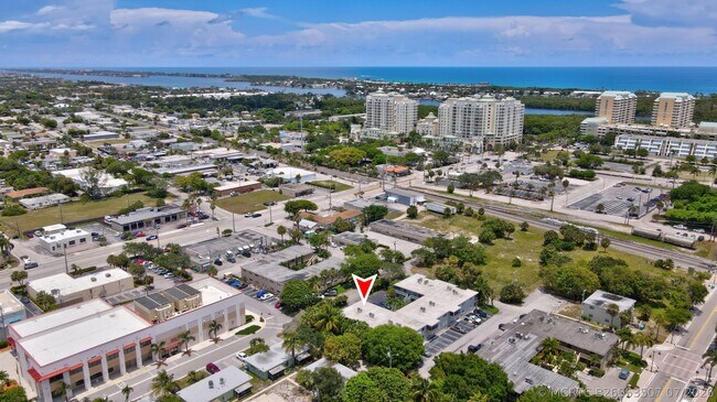 306 NE 1st Ave Unit 210