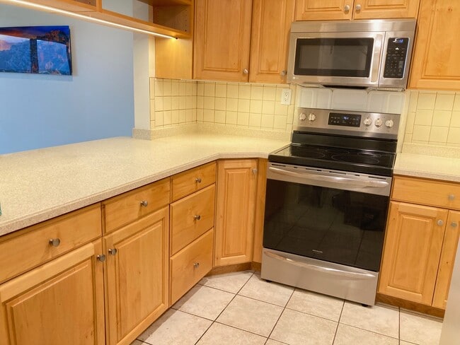 Photo - 560 E S Temple St Unidad Apt 804