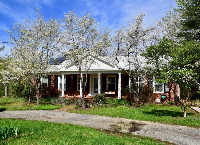 Building Photo - 238 Waugh's Ferry Rd Rental