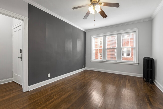 Photo - 6116 N Winthrop Ave Unit 2W