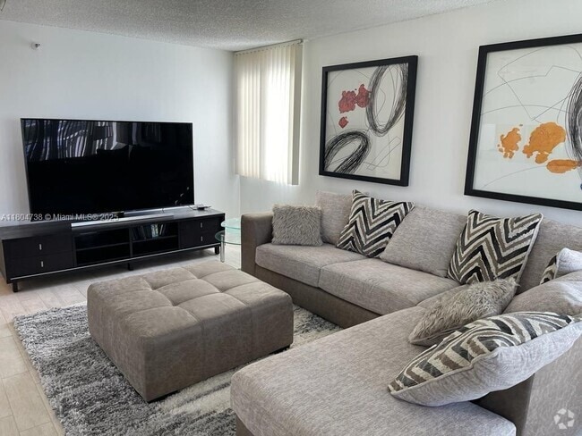 Building Photo - 800 N Miami Ave Unit E-509 Rental