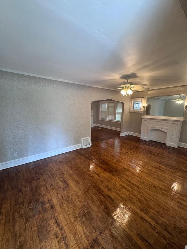 5328 N 35th St Unidad 5328 N 35th St