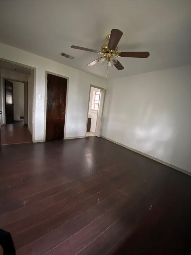 Photo - 5122 Kent Dr