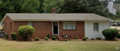 Building Photo - 1501 Red Oak Rd Rental