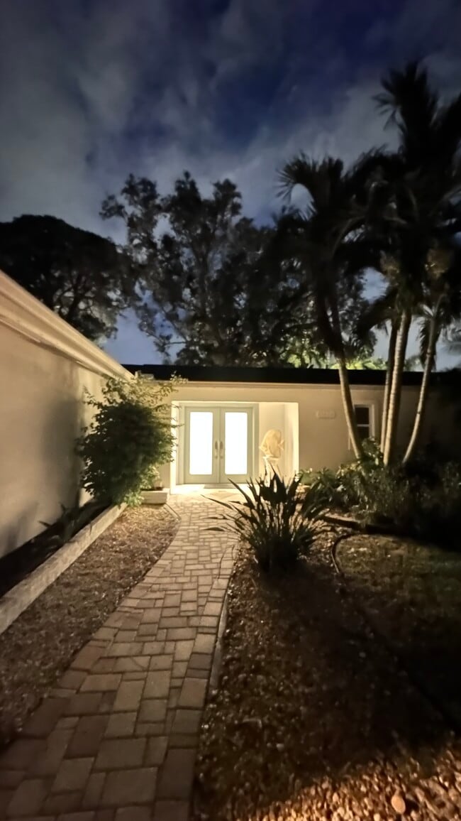 Photo - 1404 Riverside Dr