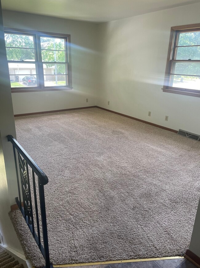 Photo - 324 N Ellen St Unit 324