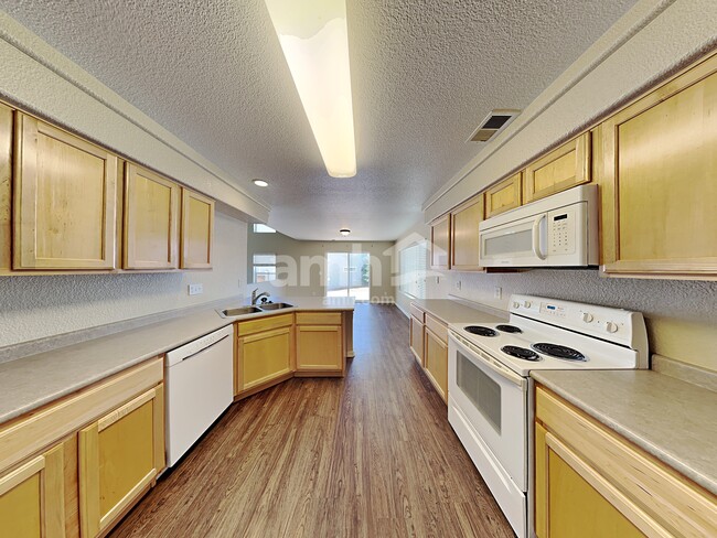 Photo - 20000 Mitchell Pl