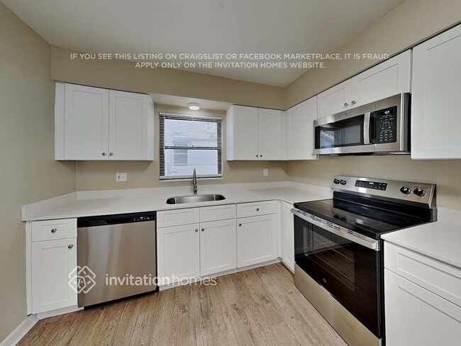 Photo - 838 Field St