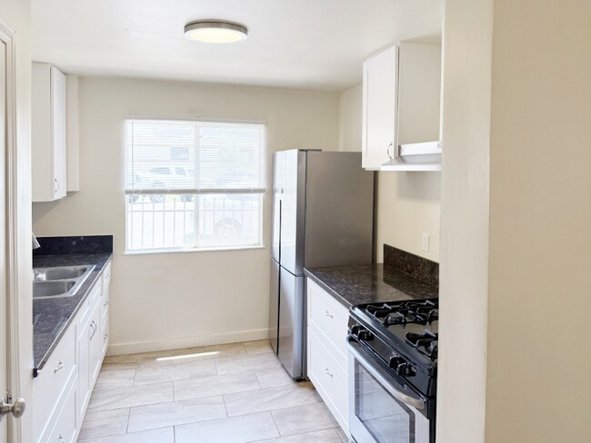 Photo - 1916 7th St Unit Apartment 1