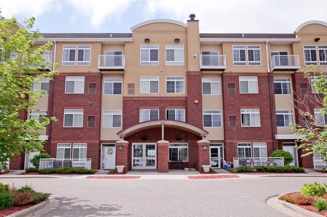 Photo - 649 Old Hwy 8 Townhome