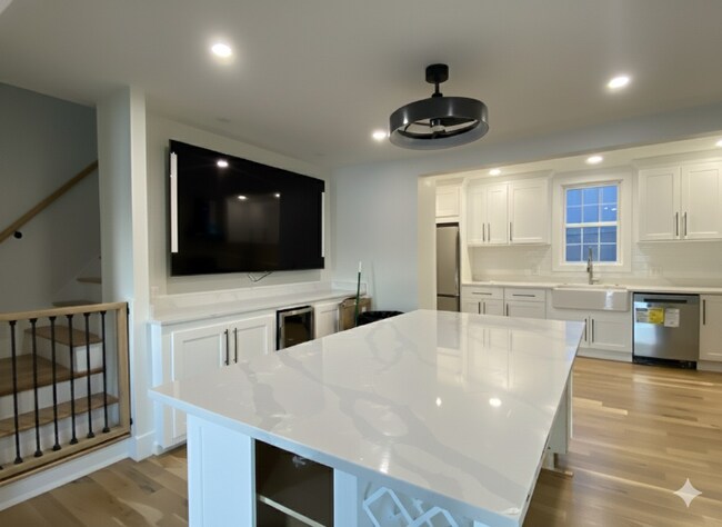 Photo - 8 Russell Rd Unidad 2