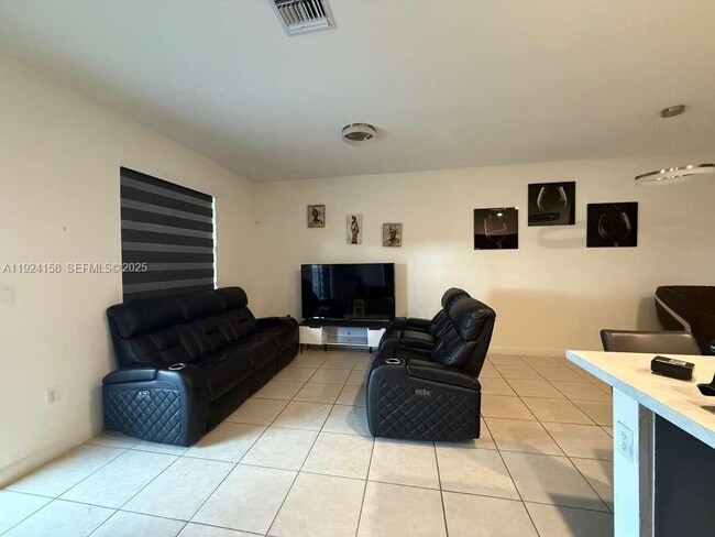 Photo - 25253 SW 107th Ct