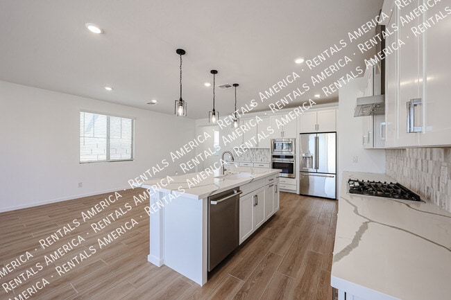 2484 W Rowel Rd