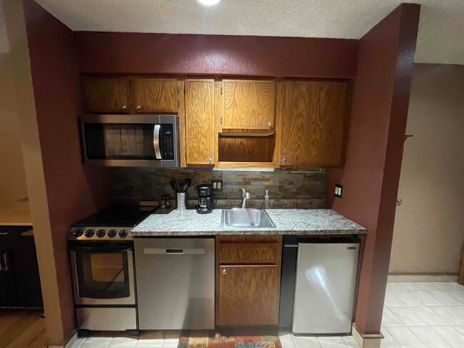 Photo - 961 Tamarron Dr Unit 555