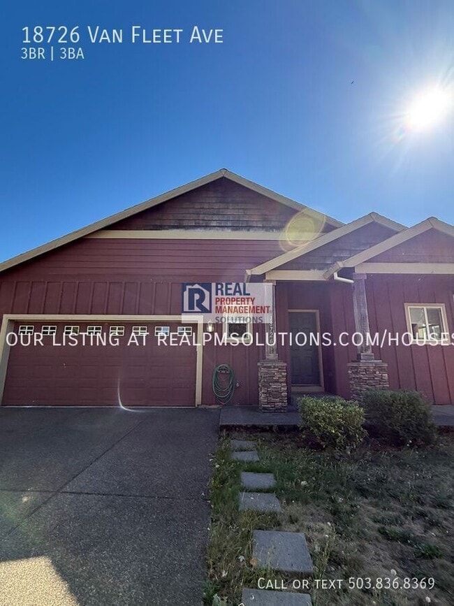 Building Photo - 18726 Van Fleet Ave Rental