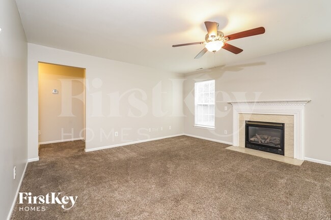 Photo - 3760 Thornaby Cir