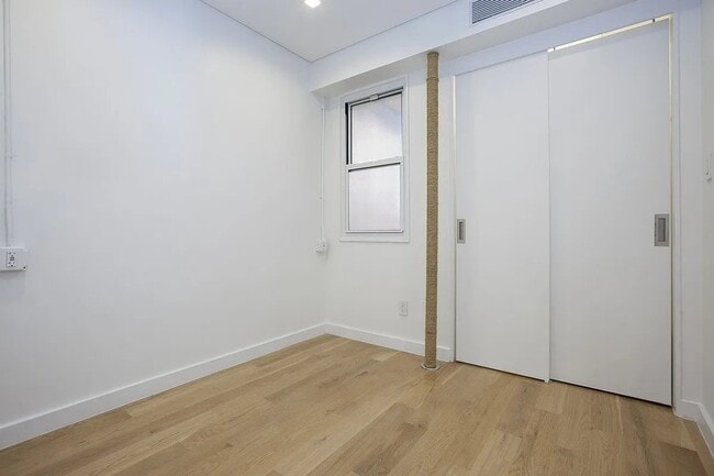 Photo - 100 Forsyth St Unit 14