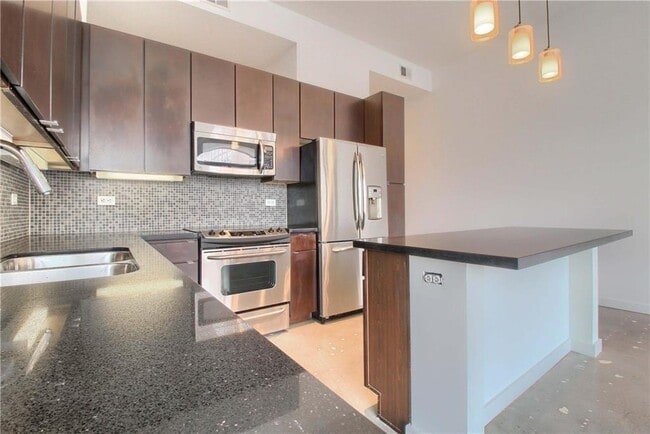 Photo - 507 Sabine St Unit 602