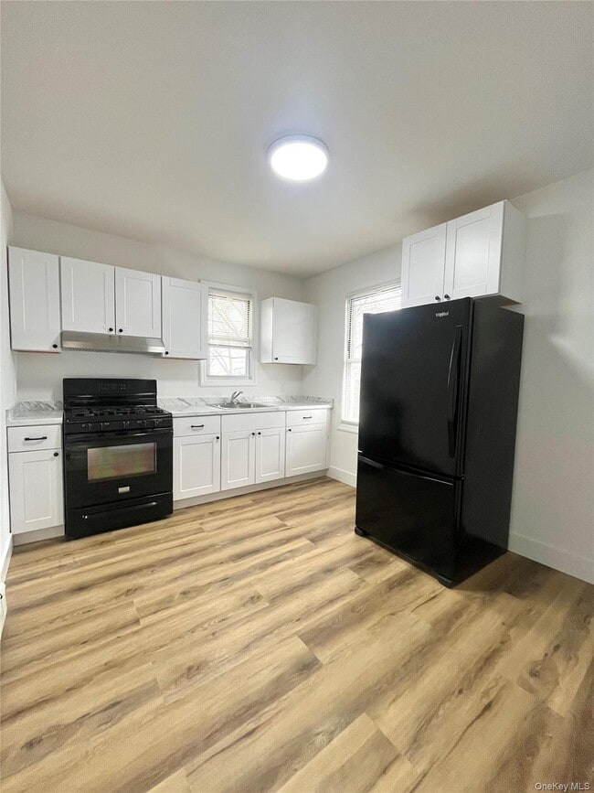 Photo - 123 Clinton Ave