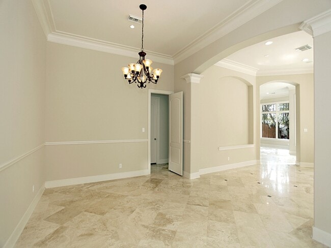 Photo - 15 Serenade Pines Pl