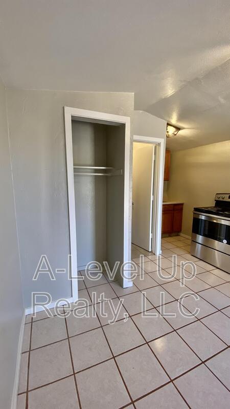Photo - 3909 S 14th Ave Unidad #3