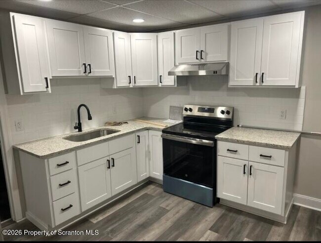 Photo - 942 Wyoming Ave