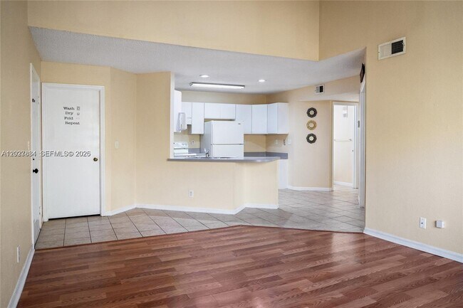 Photo - 4035 W McNab Rd Unidad F311
