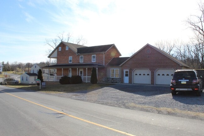 Building Photo - 10228 Clay Lick Rd Rental