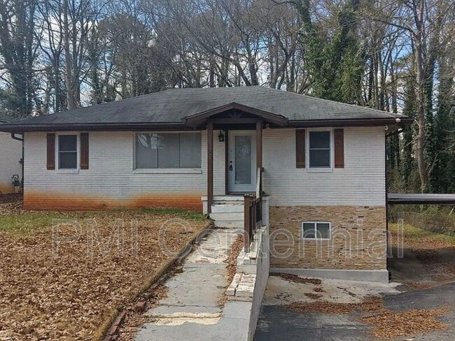 Building Photo - 1373 Benteen Way SE Unit #A