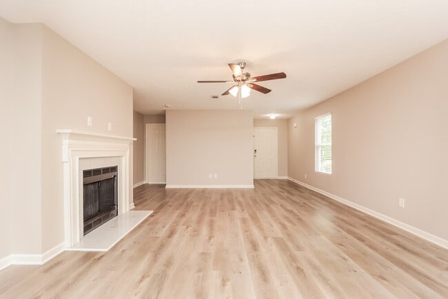 Photo - 3407 Almar Knot Dr