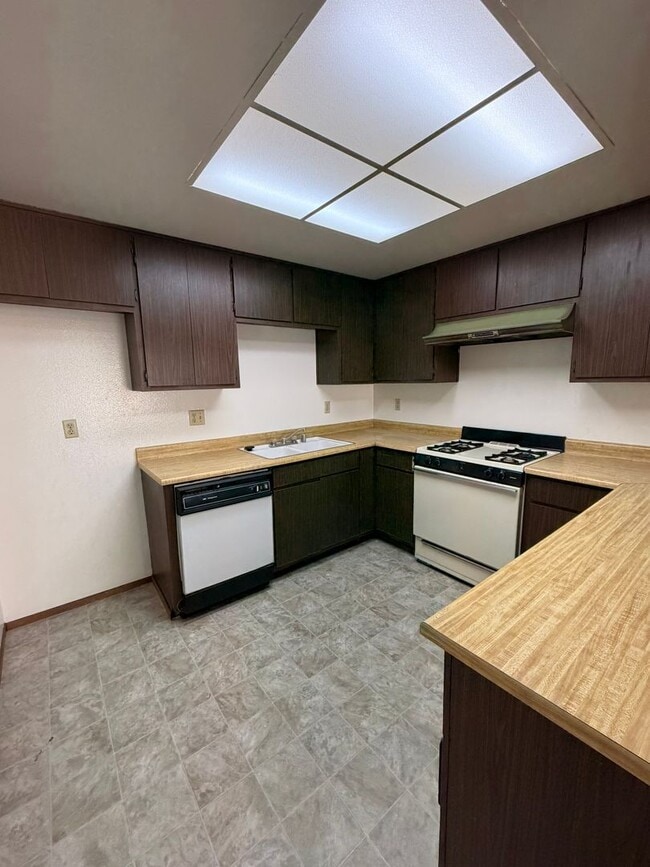 Photo - 6013-6013 Woodminster Cir Unit 1774001001