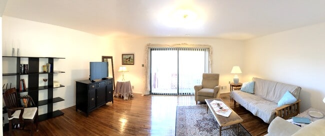 Photo - 30 Phelps Ave