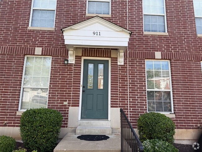 Building Photo - 911 Rolling Thunder Dr Rental