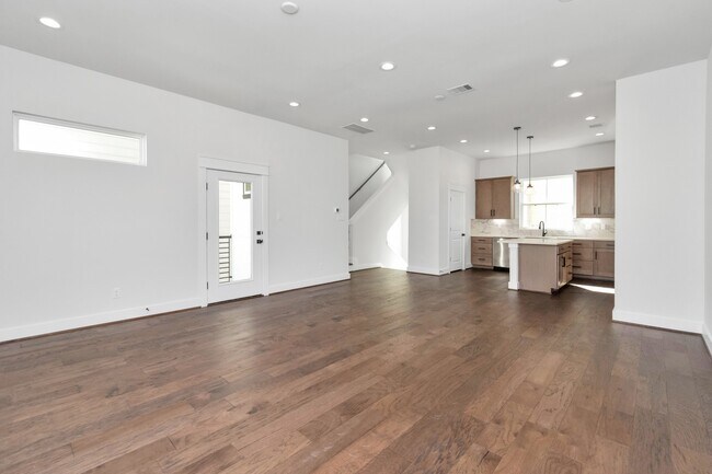 Photo - 5418 Wheatley St